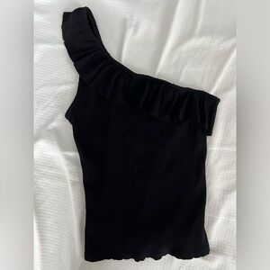 One shoulder ruffle tank